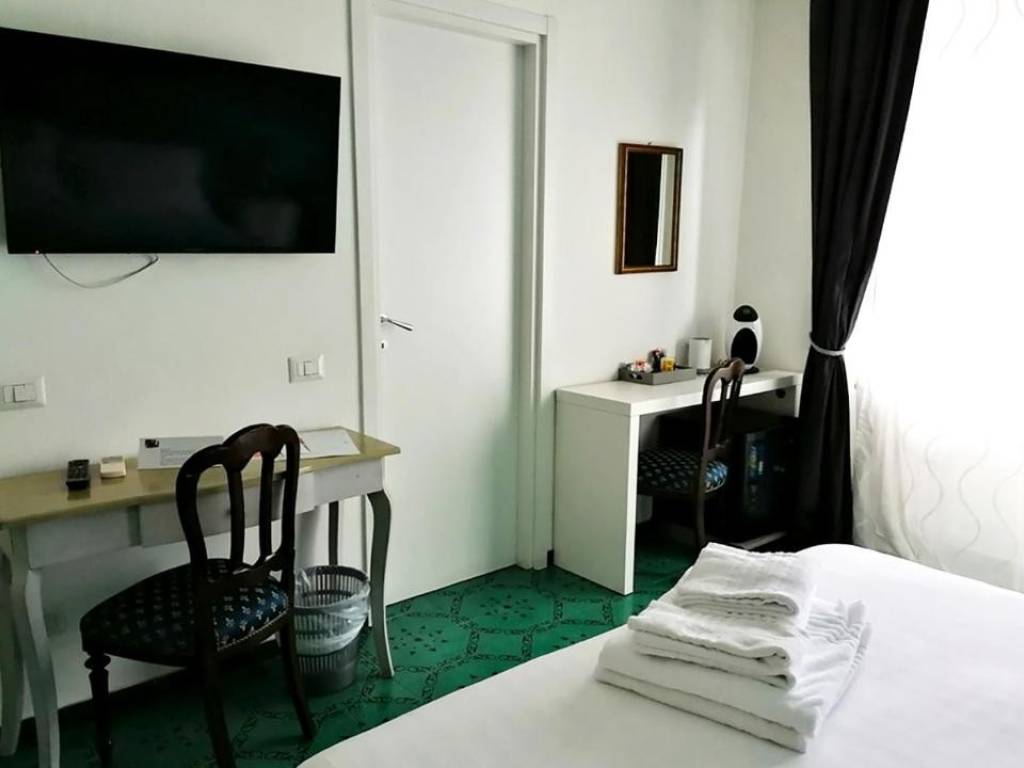 negozio in vendita a Roma in zona Aurelio