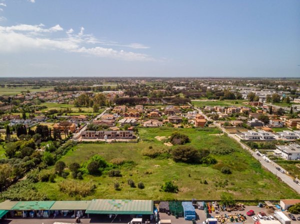 terreno edificabile in vendita a Roma in zona Longarina
