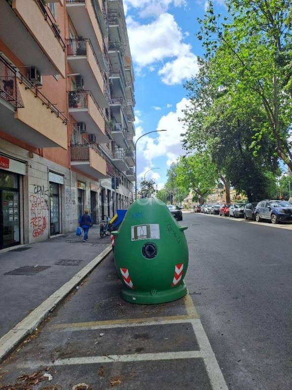 appartamento in vendita a Roma in zona Ostiense
