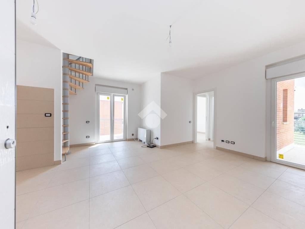 appartamento in vendita a Roma in zona Castelverde