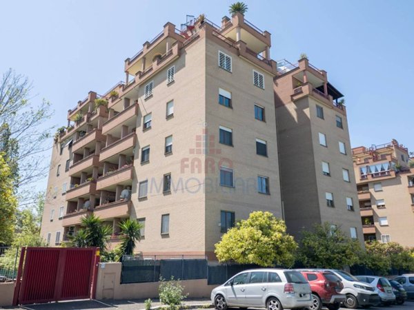 appartamento in vendita a Roma in zona Torrino