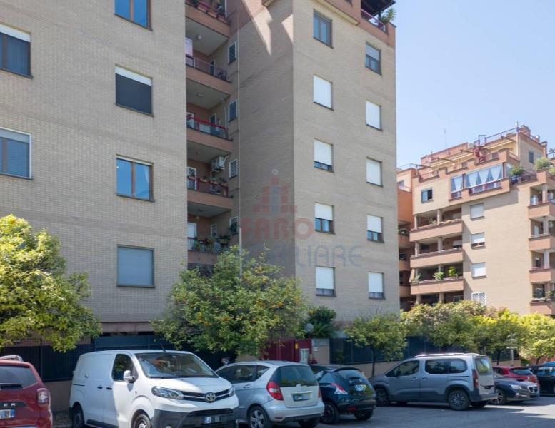 appartamento in vendita a Roma in zona Torrino