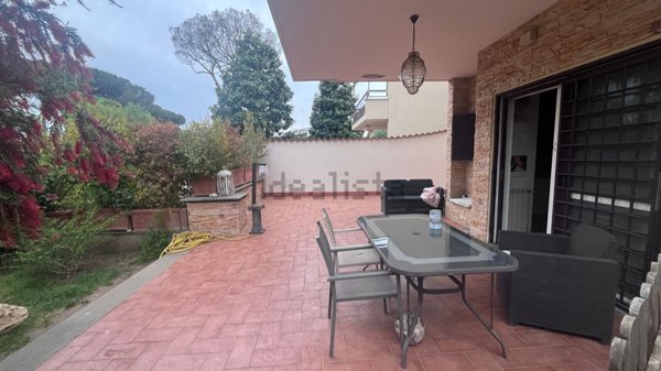 appartamento in vendita a Roma in zona Casal Palocco