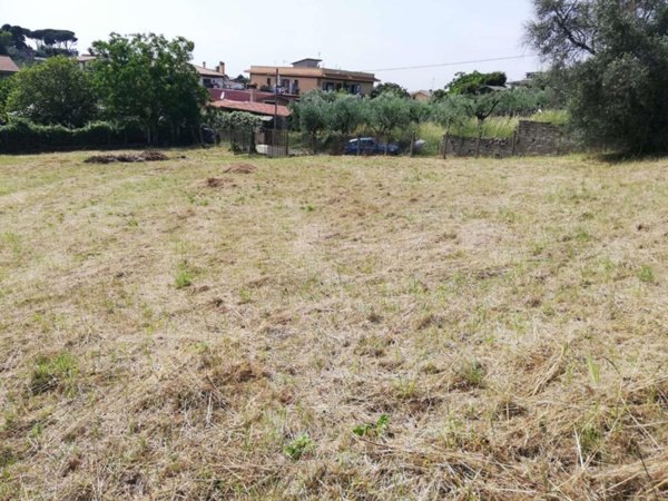 terreno agricolo in vendita a Roma in zona Finocchio