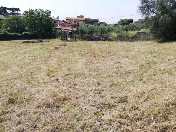 terreno agricolo in vendita a Roma in zona Finocchio