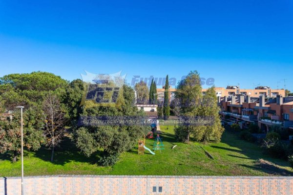 casa indipendente in vendita a Roma in zona Acilia