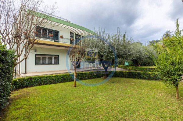 casa indipendente in vendita a Roma in zona Mezzocammino