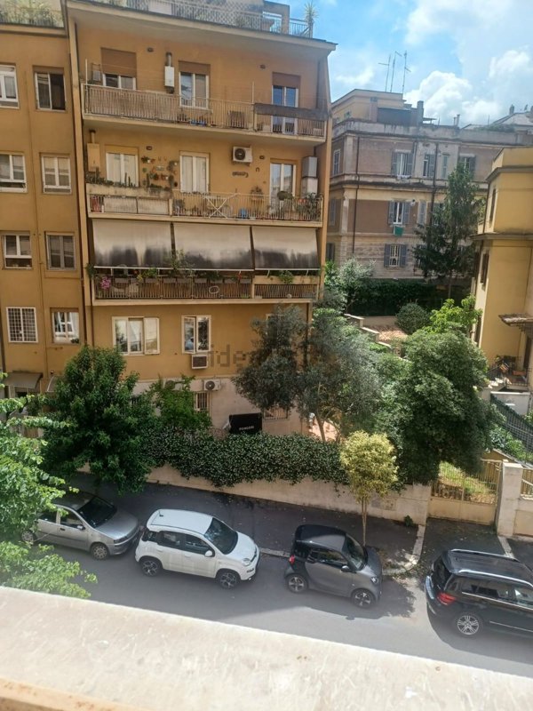 appartamento in vendita a Roma in zona Trieste
