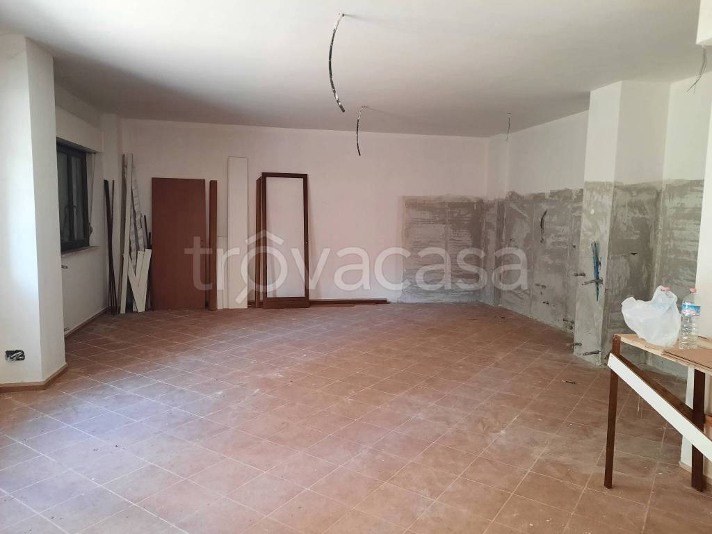appartamento in vendita a Roma in zona Ponte di Nona