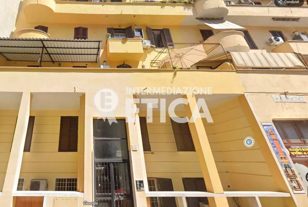 appartamento in vendita a Roma in zona Tuscolano