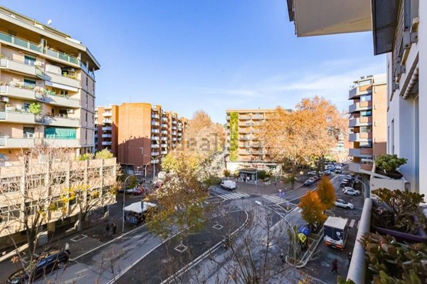 appartamento in vendita a Roma in zona Portuense