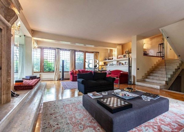 casa indipendente in vendita a Roma