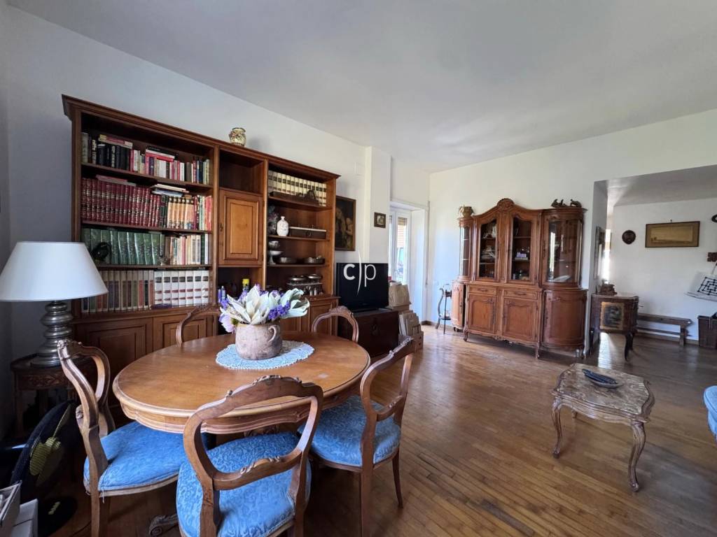 appartamento in vendita a Roma in zona Corviale