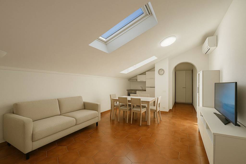 appartamento in vendita a Roma in zona Appio Claudio