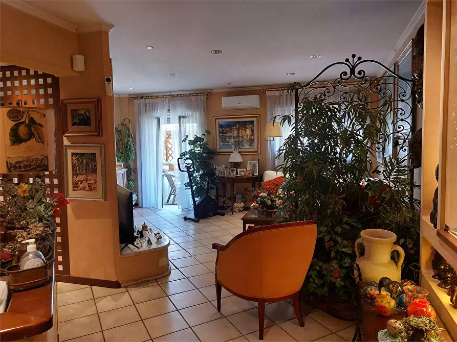 appartamento in vendita a Roma in zona Tuscolano