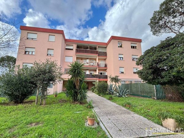 appartamento in vendita a Roma in zona Ponte Mammolo