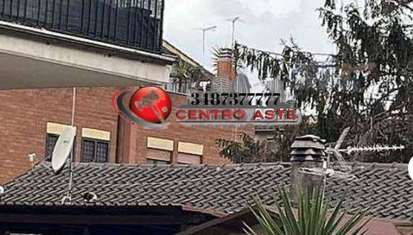 casa indipendente in vendita a Roma in zona Acilia