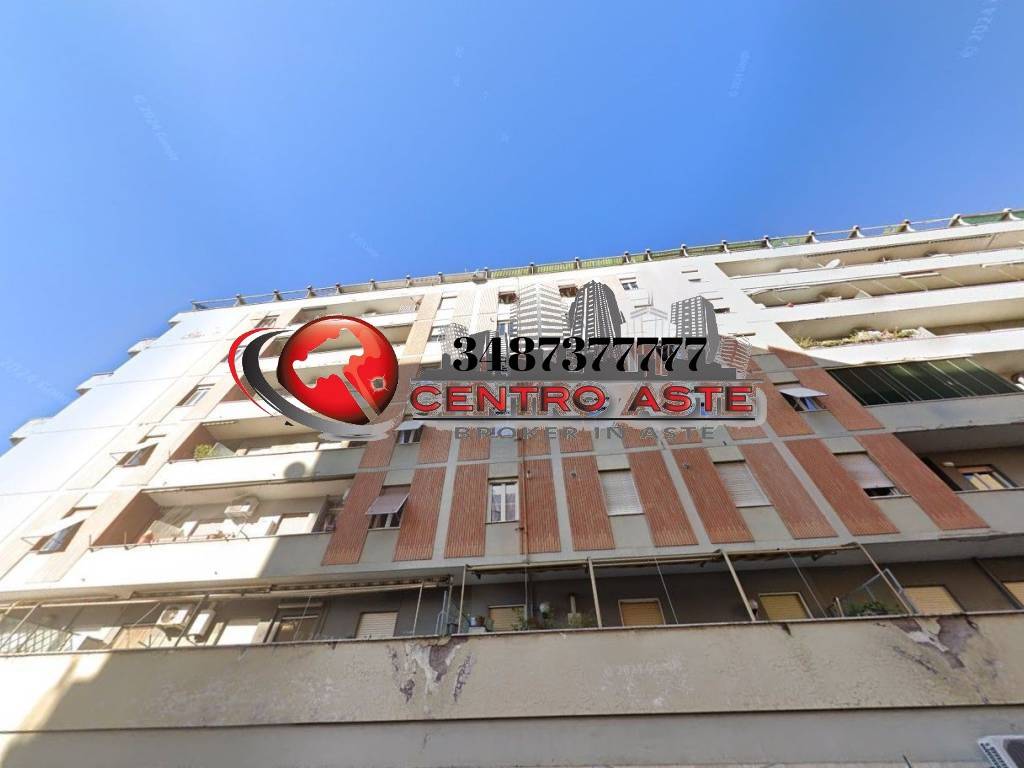 appartamento in vendita a Roma in zona Prenestino-Labicano