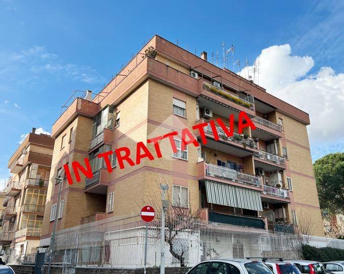 appartamento in vendita a Roma in zona Prenestino-Centocelle