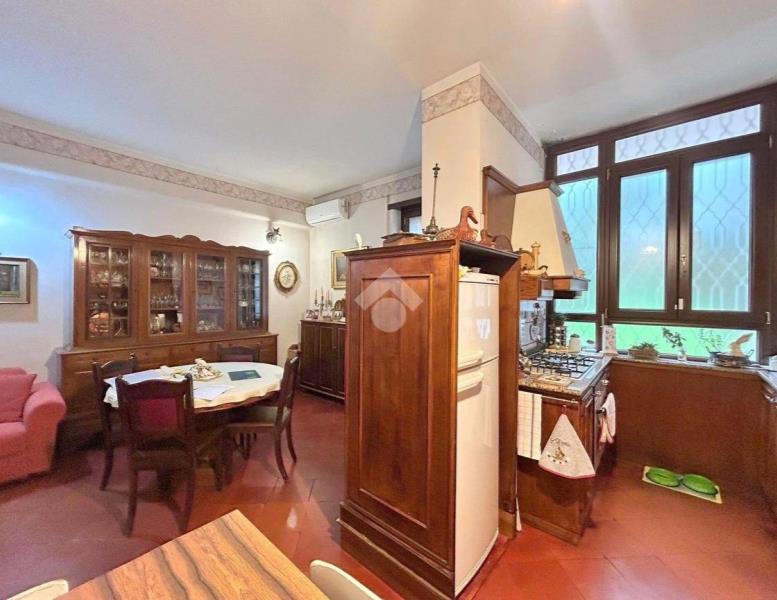 appartamento in vendita a Roma in zona Appio Claudio