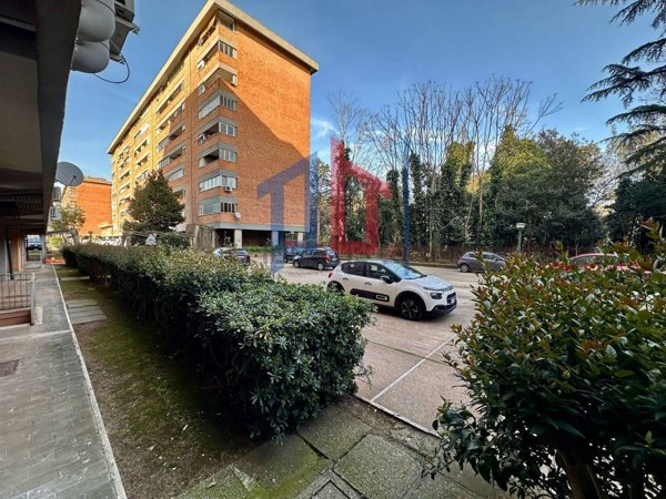 appartamento in vendita a Roma in zona Spinaceto