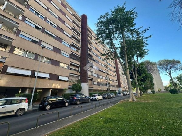 appartamento in vendita a Roma in zona Torrino