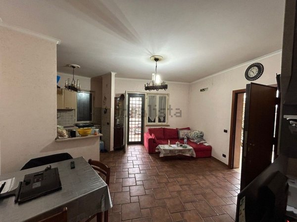 casa indipendente in vendita a Roma