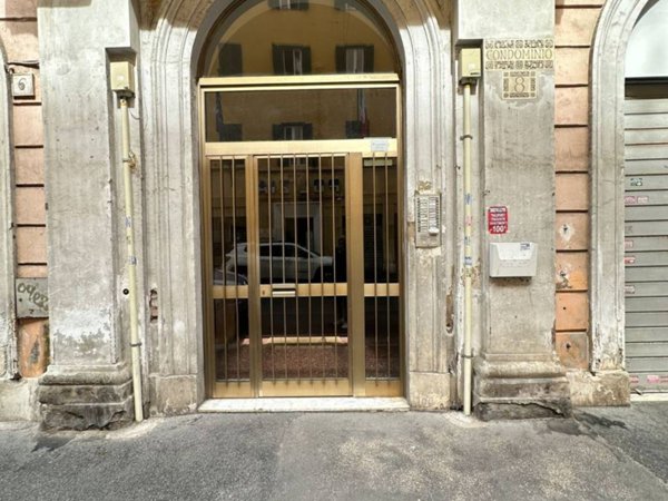 appartamento in vendita a Roma in zona Esquilino