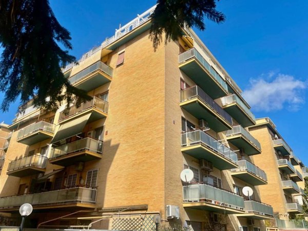 appartamento in vendita a Roma in zona Primavalle