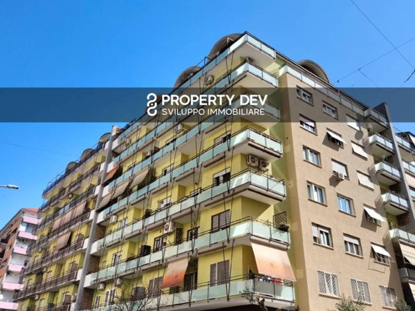 appartamento in vendita a Roma in zona Appio Latino
