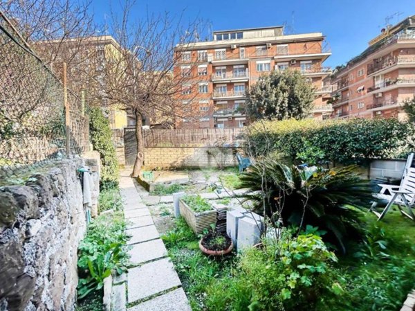 appartamento in vendita a Roma in zona Monte Sacro/Talenti
