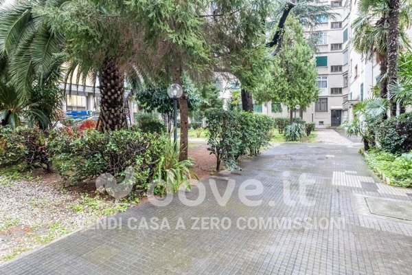 appartamento in vendita a Roma in zona Appio Claudio