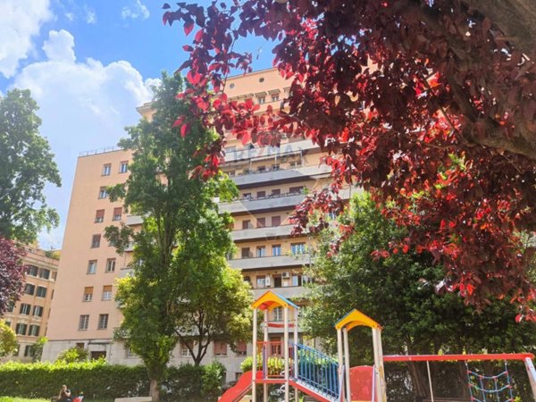 appartamento in vendita a Roma in zona Della Vittoria