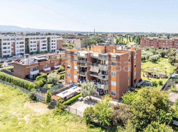 appartamento in vendita a Roma in zona Ponte di Nona