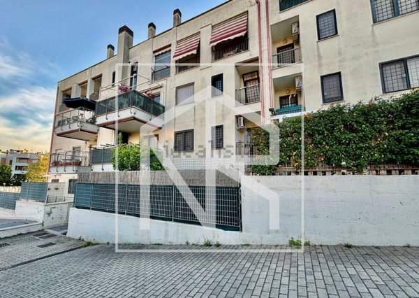 appartamento in vendita a Roma in zona Ponte di Nona