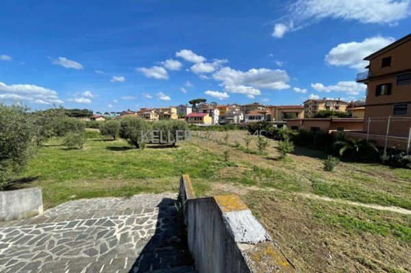 terreno agricolo in vendita a Roma in zona Falcognana