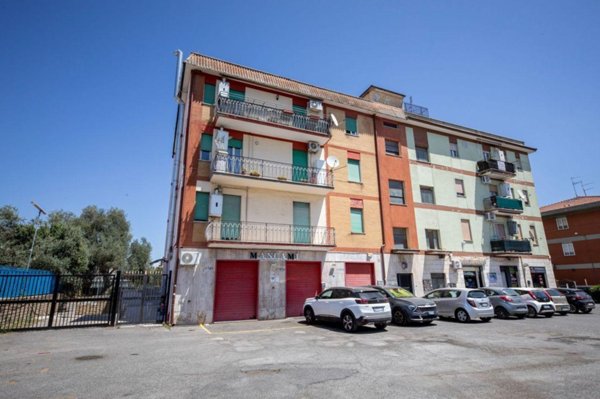 appartamento in vendita a Roma in zona Borghesiana
