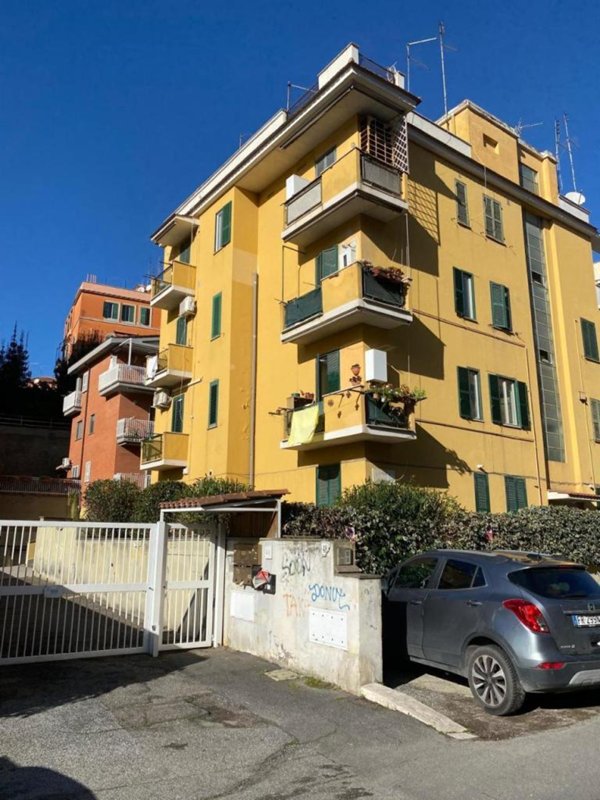 appartamento in vendita a Roma in zona Primavalle