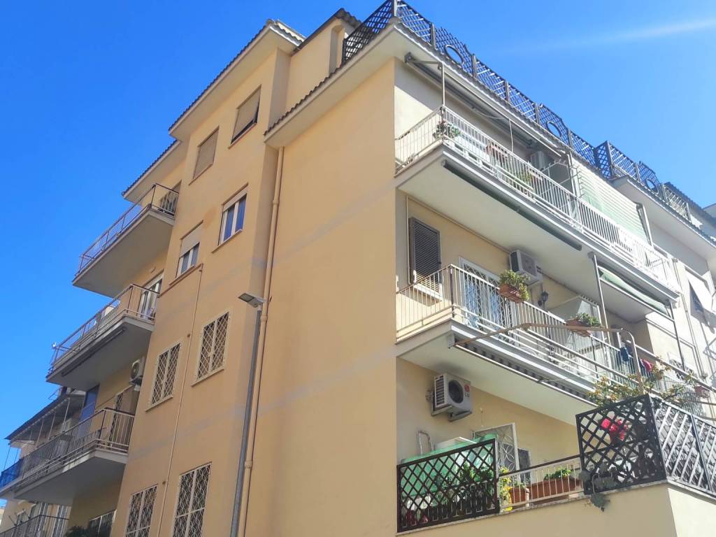 appartamento in vendita a Roma in zona Primavalle
