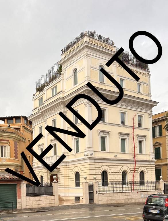 appartamento in vendita a Roma in zona Nomentano