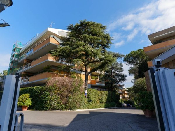 appartamento in vendita a Roma in zona Gianicolense