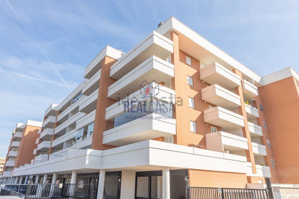 appartamento in vendita a Roma in zona Romanina