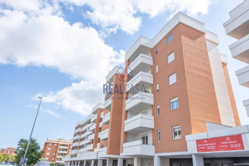 appartamento in vendita a Roma in zona Romanina