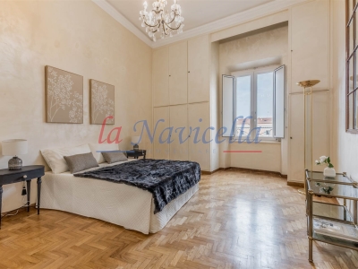 appartamento in vendita a Roma in zona Rione Monti/Campitelli