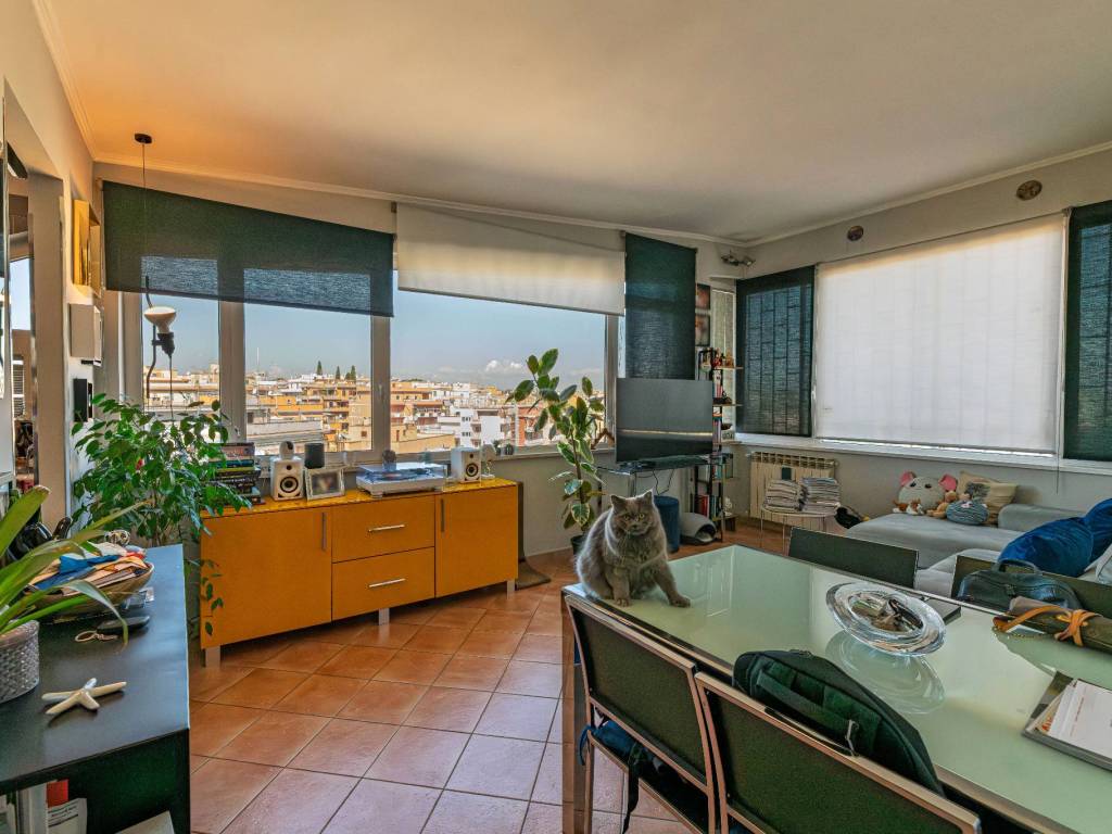 appartamento in vendita a Roma in zona Monte Sacro/Talenti