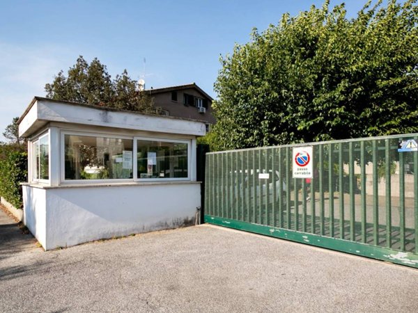 appartamento in vendita a Roma in zona Grottarossa