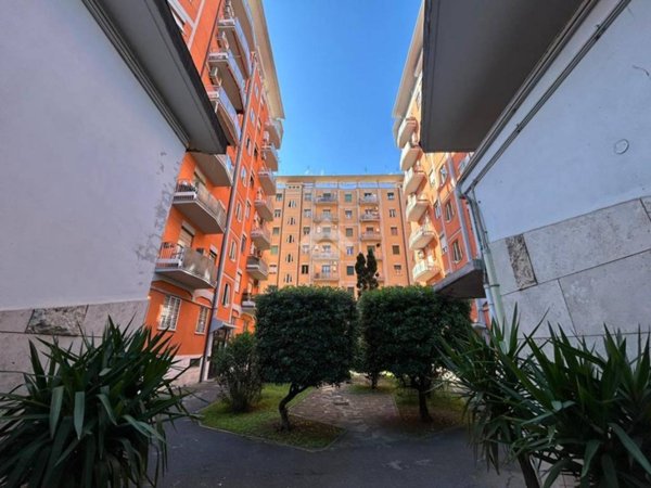 appartamento in vendita a Roma in zona Cinecittà