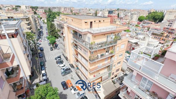 appartamento in vendita a Roma in zona Prenestino-Labicano