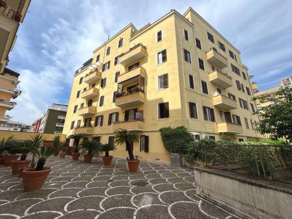 appartamento in vendita a Roma in zona Gianicolense