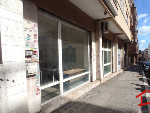 negozio in vendita a Roma in zona Gianicolense